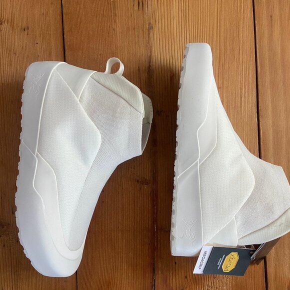 Arc'teryx Women's Kragg Insulated Shoe - Picture 3 of 5